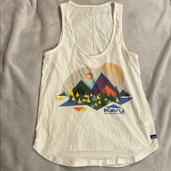 Kavu Tops - Kavu White Tank with Colorful Mountain Design